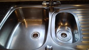 Shiny clean kitchen sink